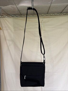 Travelon Anti-Theft Black Crossbody Organizer Bag